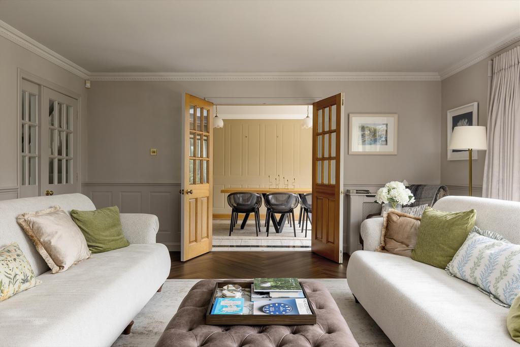 House in Edinburgh - View 3