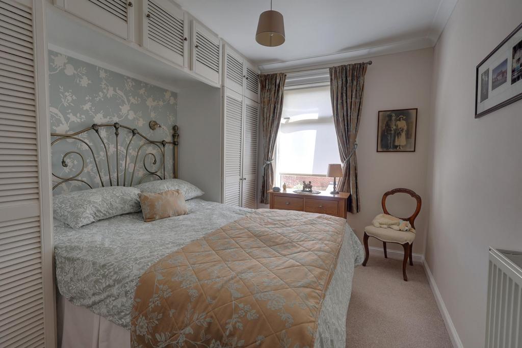 House in Southampton - View 5