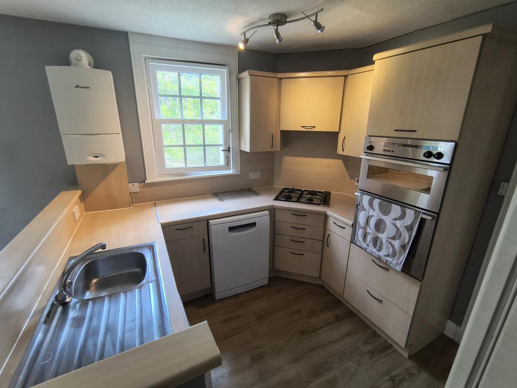 Apartment in Edinburgh - View 4