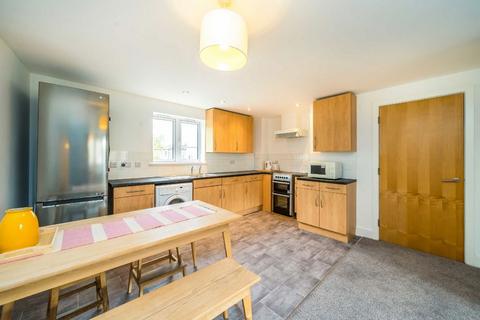 1 bedroom flat for sale, Stane Grove, London SW9