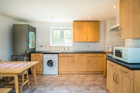 1 bedroom flat for sale, Stane Grove, London SW9