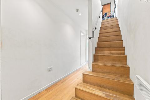 2 bedroom flat for sale, Castle Boulevard, Park Rock Castle Boulevard, NG7