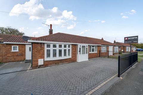 2 bedroom bungalow for sale, Colyers Lane, Erith