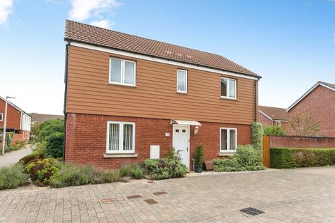 4 bedroom detached house for sale, Hood Drive, Exeter