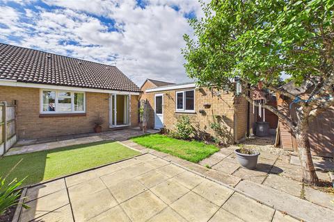 undefined, Convenient Clevedon living near riverbank walks