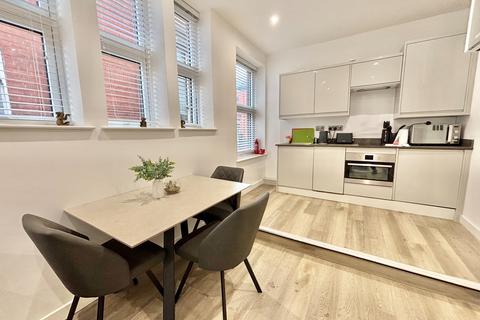 2 bedroom apartment to rent, Silver Street, Bury, BL9
