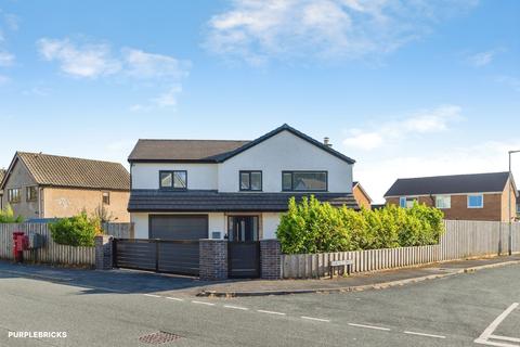 4 bedroom detached house for sale, Lancaster Drive, Clitheroe, BB7