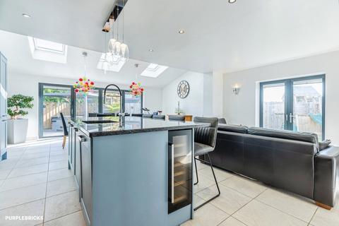 4 bedroom detached house for sale, Lancaster Drive, Clitheroe, BB7