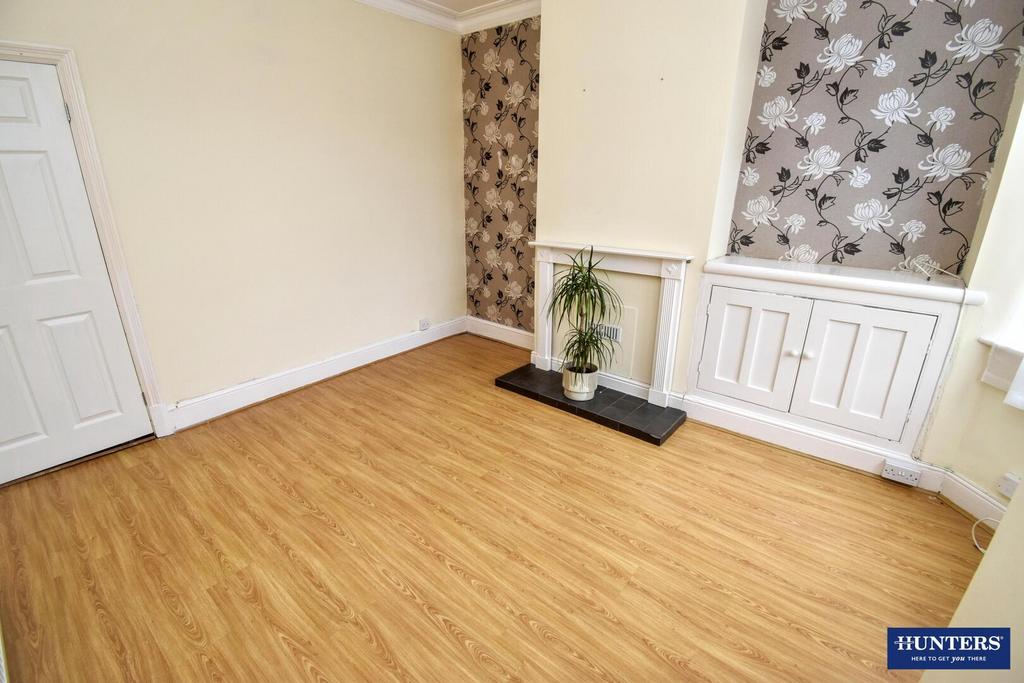 House in Oadby and Wigston, Leicestershire - View 2