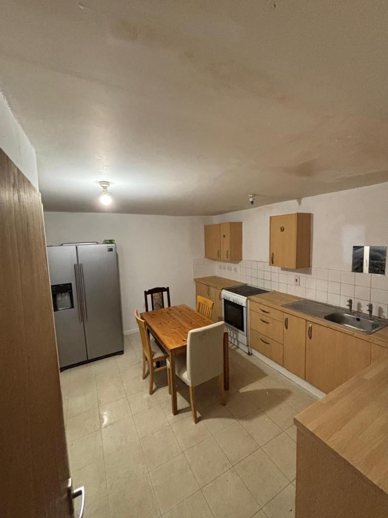 House in Cambridge, Chesterton - View 2