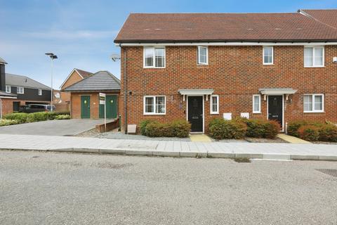 3 bedroom semi-detached house for sale, Illett Way, Faygate, Horsham, West Sussex, RH12
