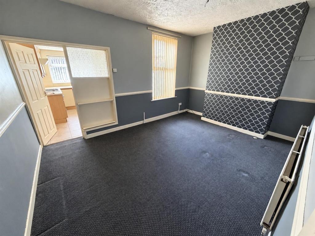 House in Walton - View 2