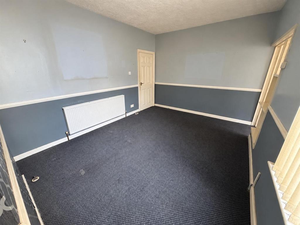 House in Walton - More