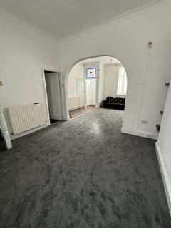2 bedroom terraced house to rent, St. Davids Road, Preston PR1