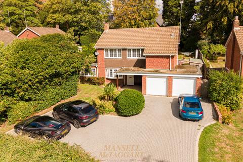 5 bedroom detached house for sale, Beechey Way, Crawley RH10