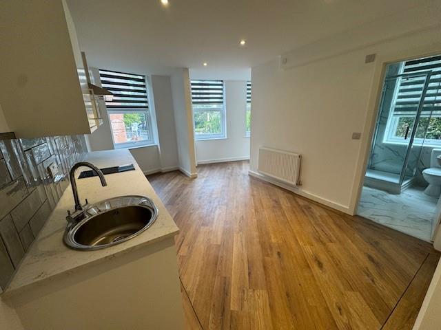 Apartment in Bournemouth - More