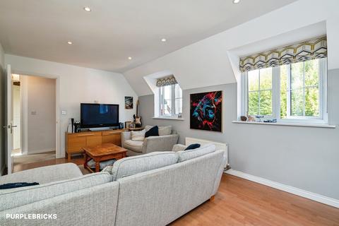 2 bedroom coach house for sale, Windsor Park Gardens, Norwich, NR6