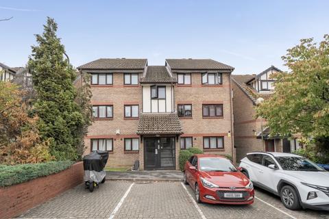 Viewfield Close, Kenton, HA3 0PR