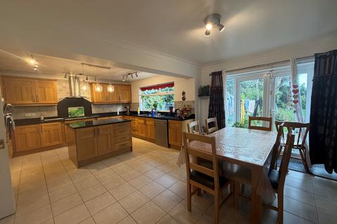 4 bedroom detached house to rent, Gayton Road, KING'S LYNN