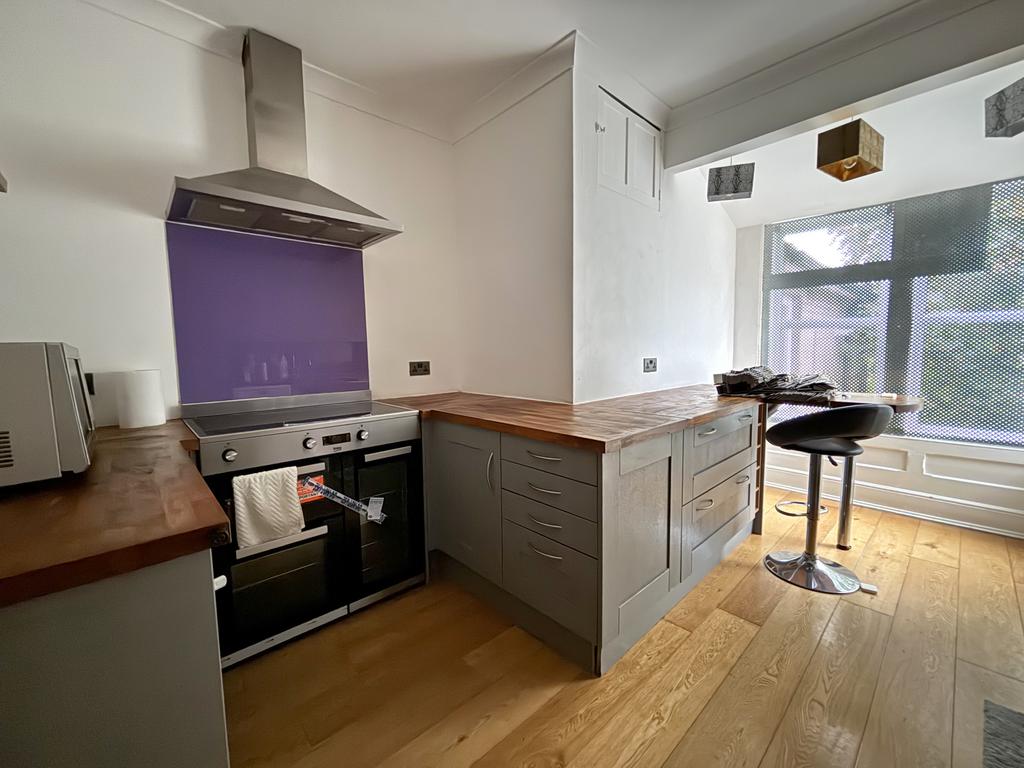 Apartment in Bournemouth - View 3