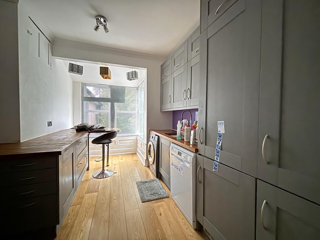 Apartment in Bournemouth - View 4