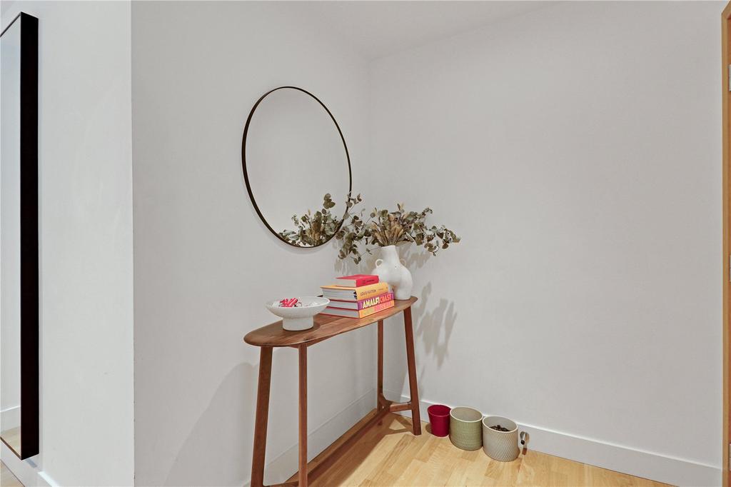 Apartment in London - More