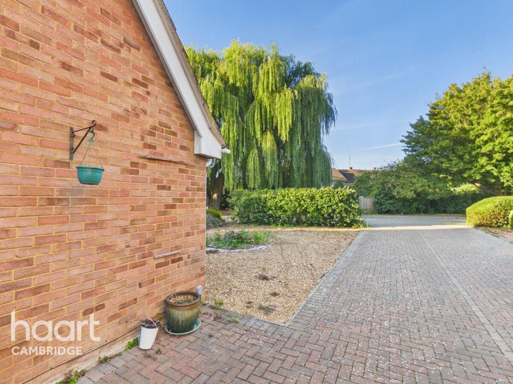 House in Cambridge, Cherry Hinton - View 4