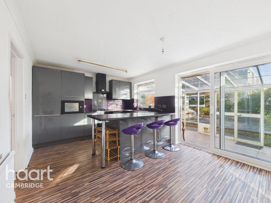 House in Cambridge, Cherry Hinton - More