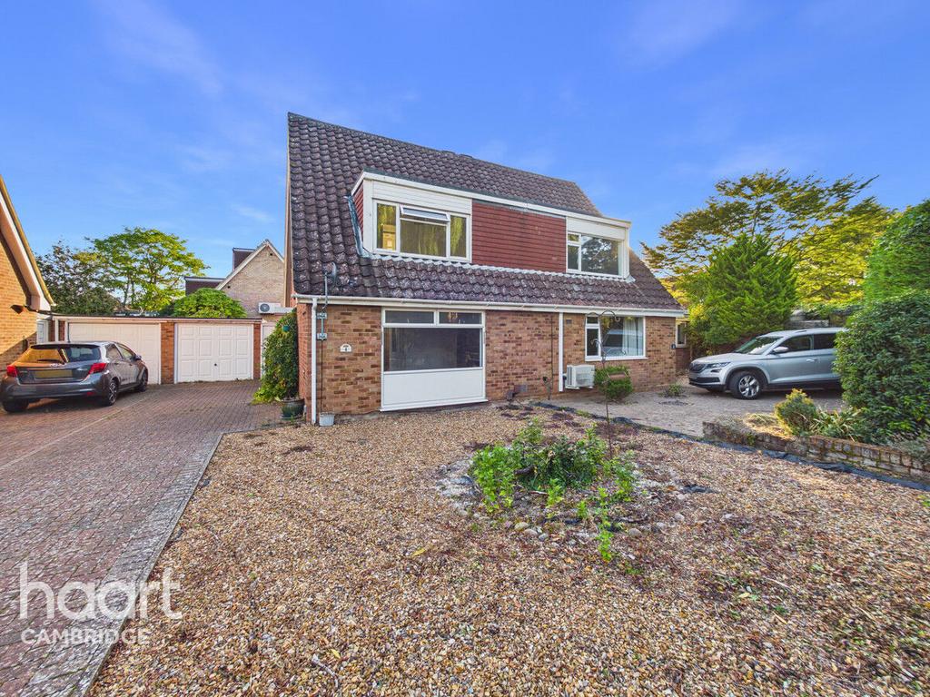 House in Cambridge, Cherry Hinton - View 2