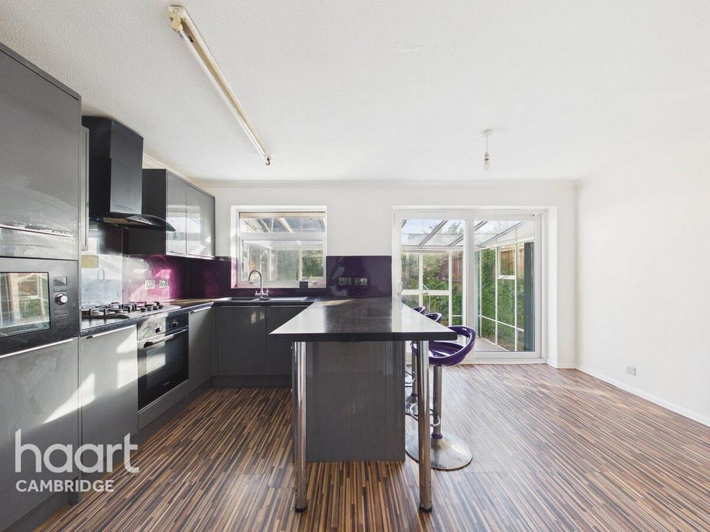 House in Cambridge, Cherry Hinton - View 3