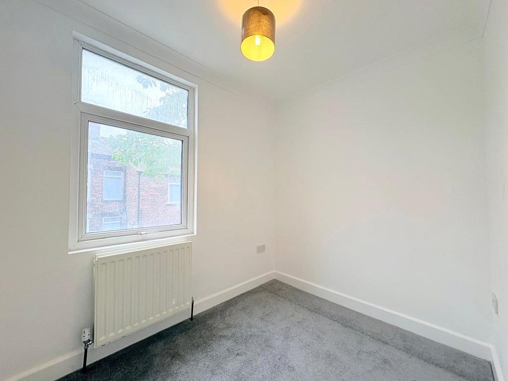 House in Liverpool, Mossley Hill - More