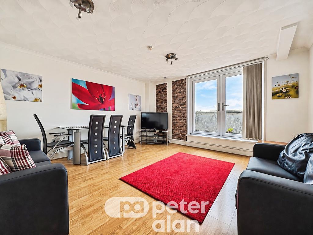 Apartment in Cardiff - View 3