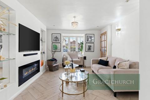 undefined, Hollybush Way, West Cheshunt EN7