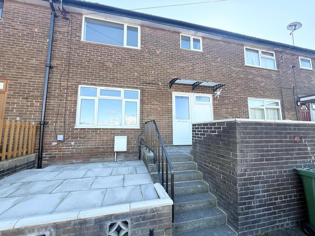 House in Leeds, Half Mile, Rodley - View 2