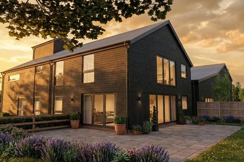 4 bedroom detached house for sale, Lee Road, Saunderton, HP27
