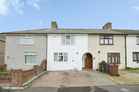 4 bedroom semi-detached house for sale, Fitzstephen Road, Dagenham, RM8