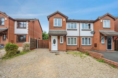 3 bedroom semi-detached house for sale, Beauchamp Avenue, Kidderminster