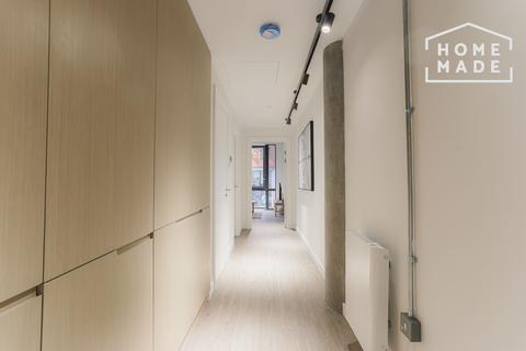 undefined, 200 Hammersmith Road, W6