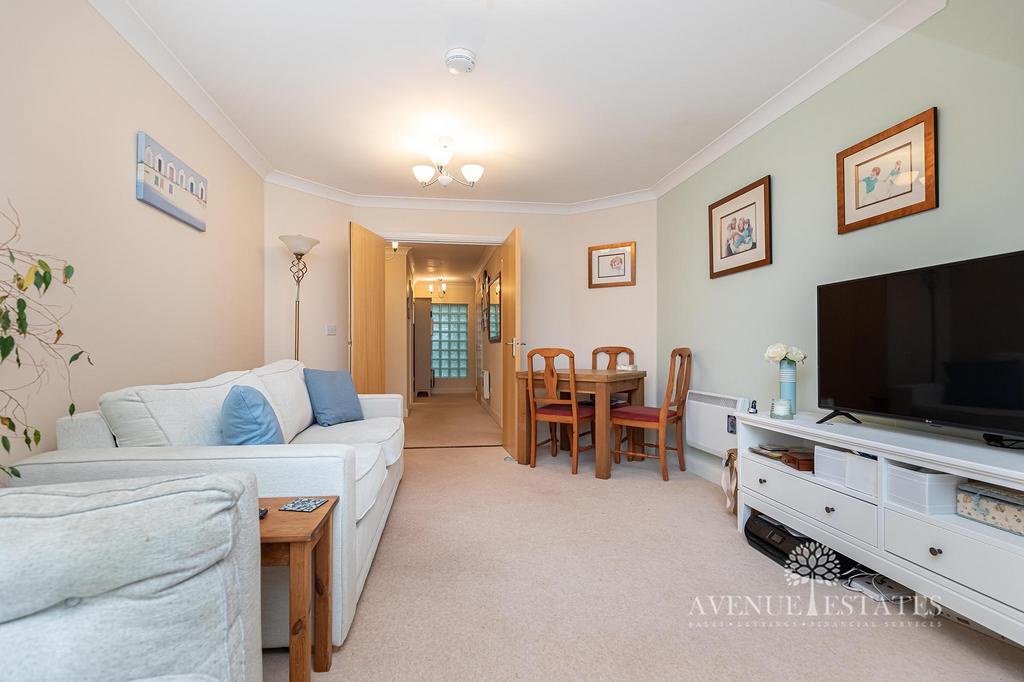 Apartment in Bournemouth - View 2