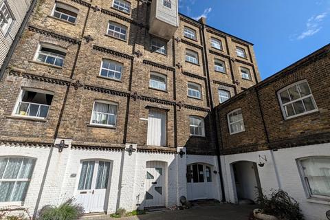 1 bedroom flat to rent, London Road, Dover, Kent, CT17