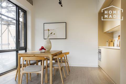 undefined, 200 Hammersmith Road, W6