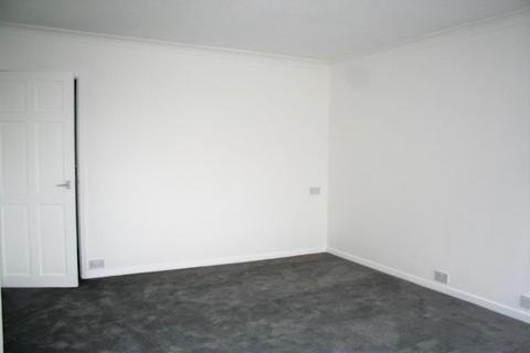 undefined, London Road, Mitcham