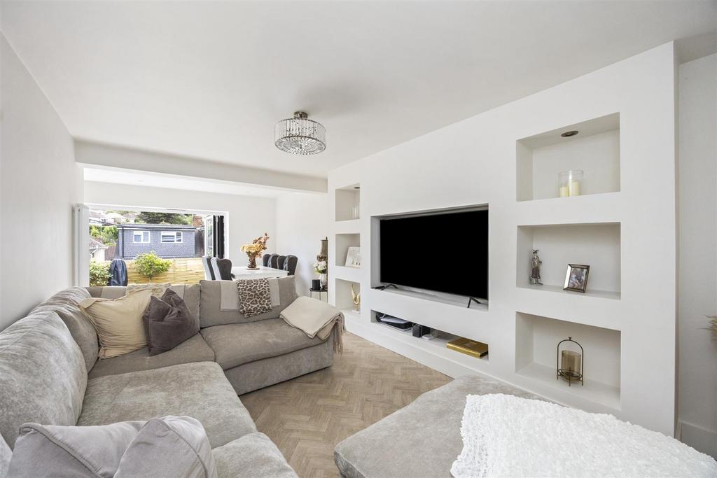 House in Brighton, Hollingbury - View 3