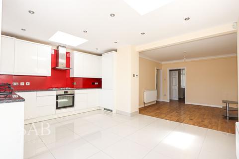 4 bedroom terraced house to rent, Glamis Crescent, Hayes, UB3