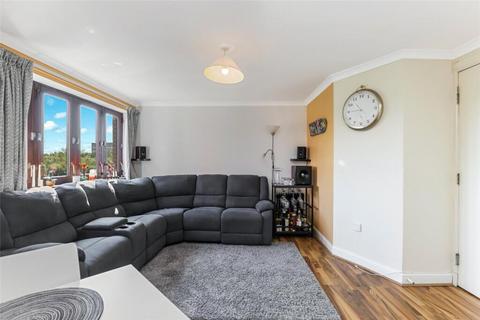 2 bedroom flat to rent, Parsonage Square, Glasgow, G4