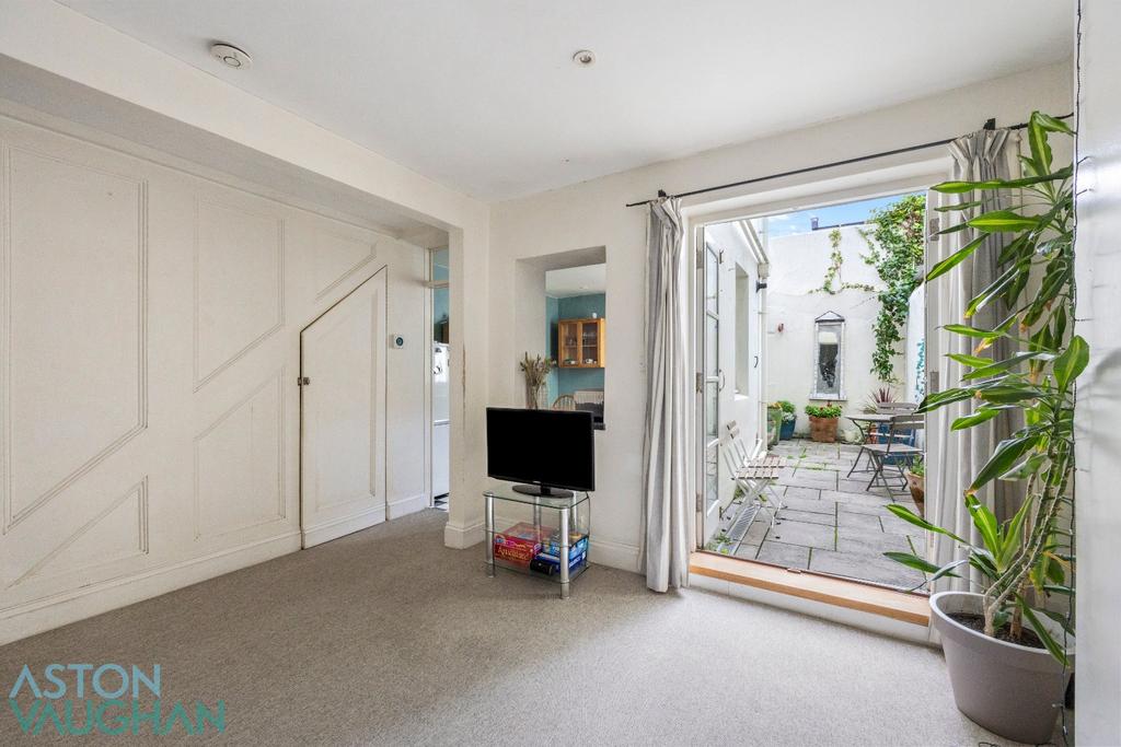 Apartment in Brighton, Kemptown - View 5