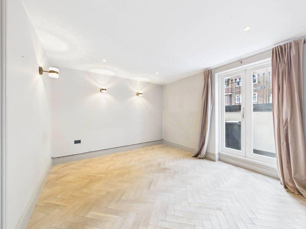 House in London - View 5