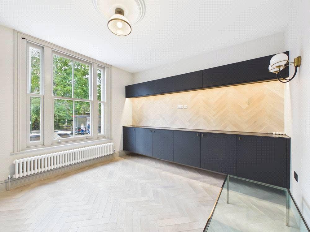 House in London - More