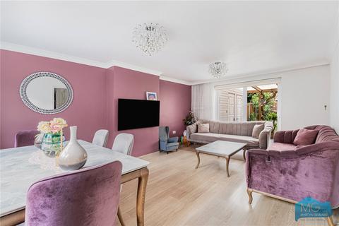 3 bedroom end of terrace house for sale, Moat Crescent, London, N3