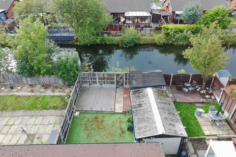 2 bedroom semi-detached bungalow for sale, Ravenwood, Chadderton